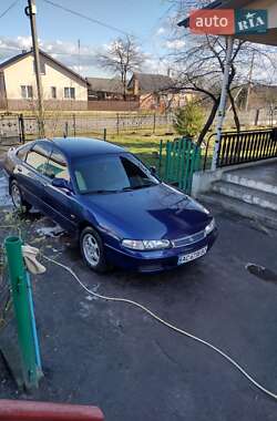 Хетчбек Mazda 626 1996 в Нововолинську