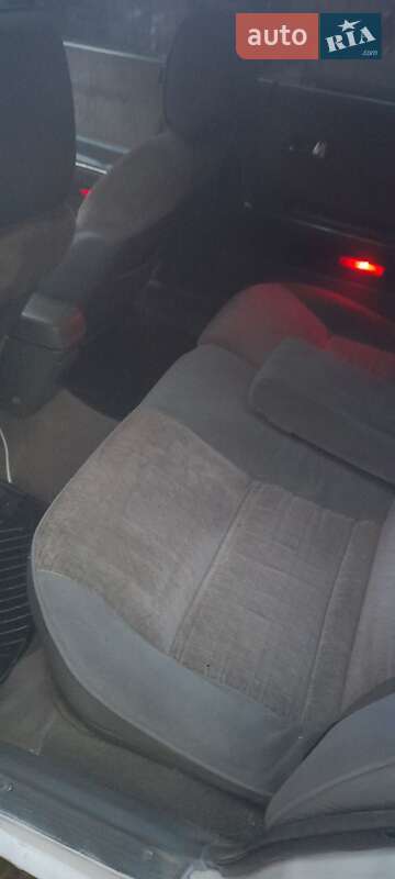 Хэтчбек Mazda 626 1989 в Виноградове фото 8 Хэтчбек Mazda 626 1989 в Виноградове