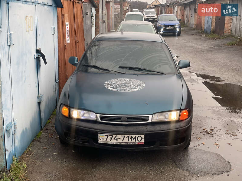 Седан Mazda 626 1992 в Виннице