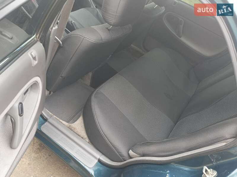 Седан Mazda 626 1994 в Снятине