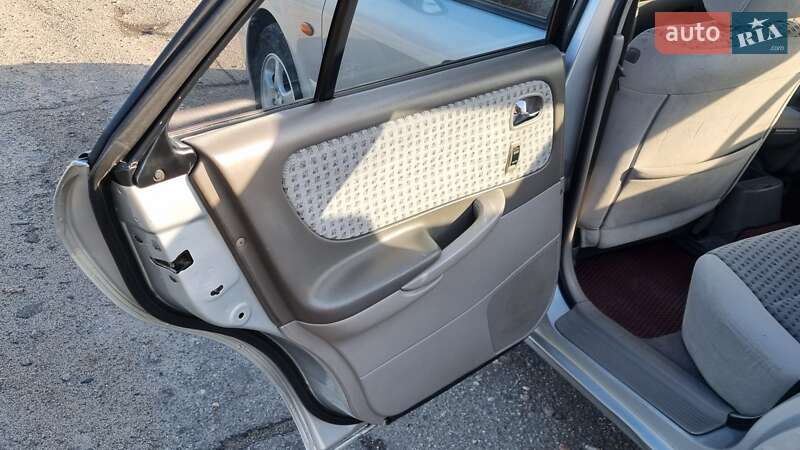 Седан Mazda 626 2000 в Одессе