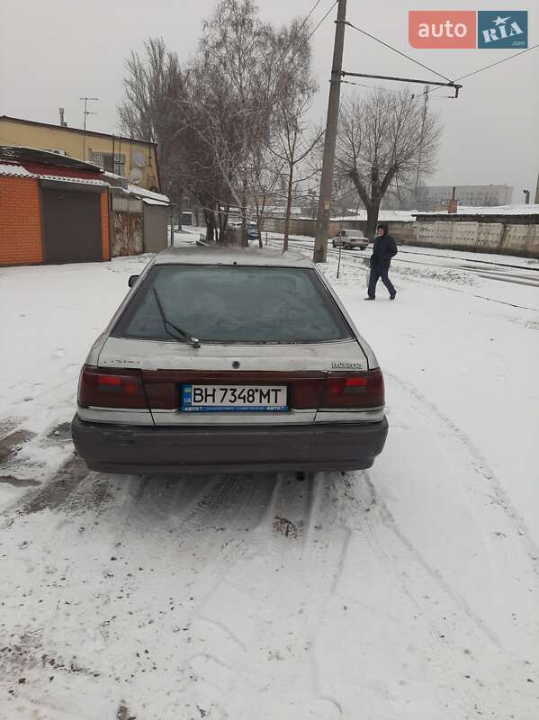 Хэтчбек Mazda 626 1989 в Одессе