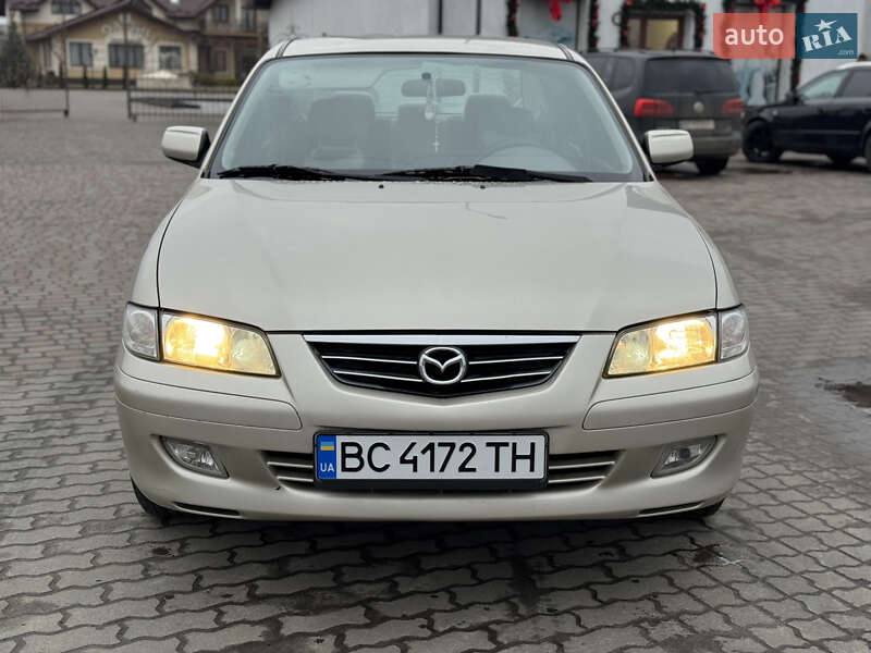 Седан Mazda 626 2001 в Яворове