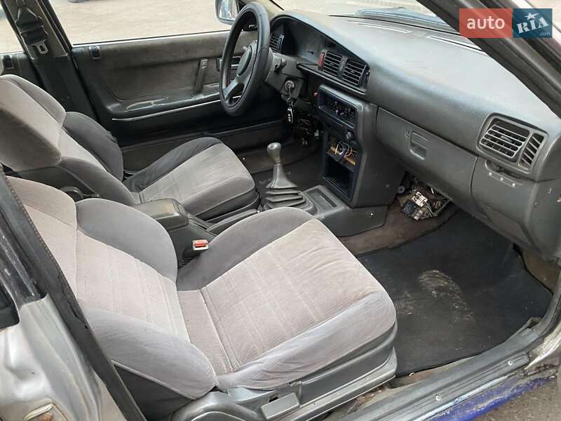 Хэтчбек Mazda 626 1989 в Кременчуге