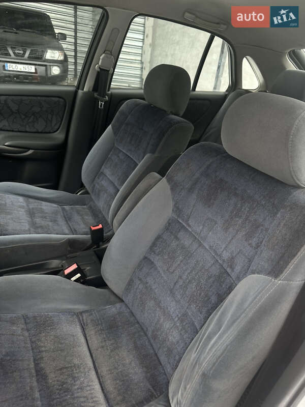 Хэтчбек Mazda 626 1997 в Ровно