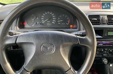 Хэтчбек Mazda 626 1998 в Рени