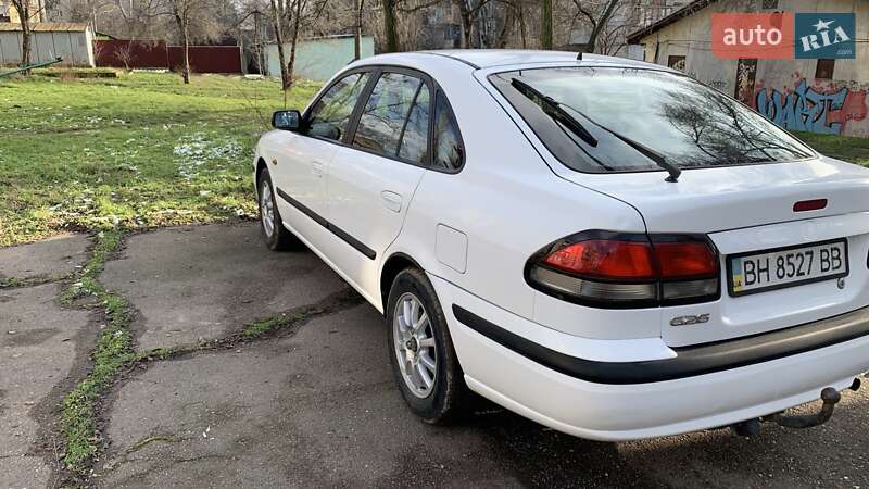 Хэтчбек Mazda 626 1998 в Рени
