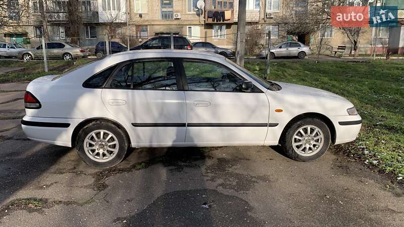 Хэтчбек Mazda 626 1998 в Рени