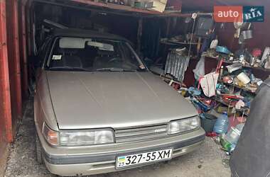 Седан Mazda 626 1989 в Хмельницькому