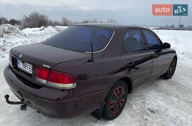 Седан Mazda 626 1993 в Угринові