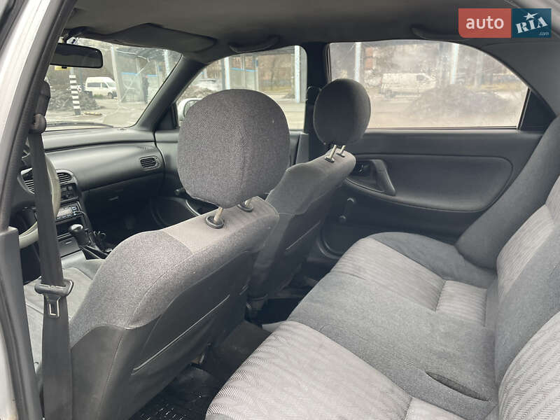 Седан Mazda 626 1996 в Днепре