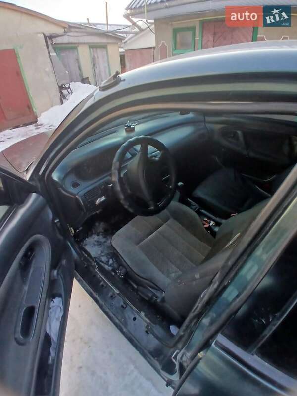 Седан Mazda 626 1996 в Житомирі