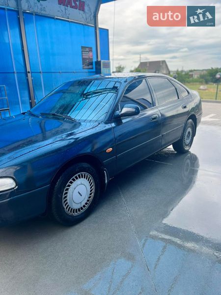 Хетчбек Mazda 626 1995 в Кам'янець-Подільському