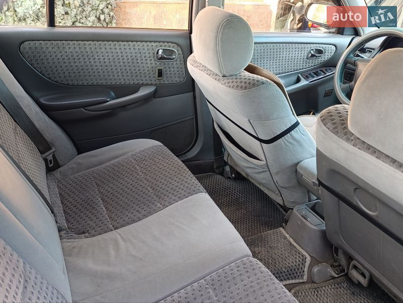 Хетчбек Mazda 626 2000 в Одесі