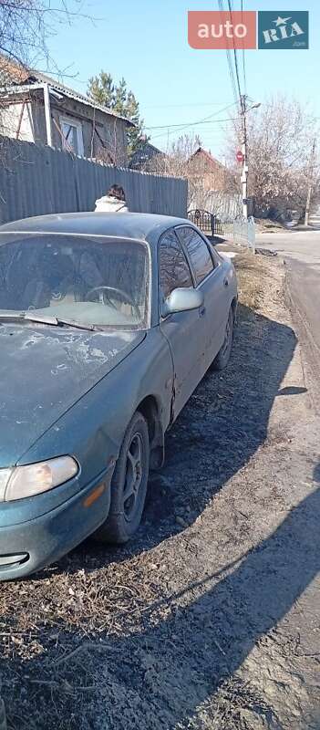Седан Mazda 626 1994 в Сумах