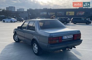 Седан Mazda 626 1985 в Киеве