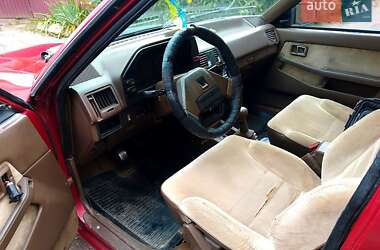 Седан Mazda 626 1985 в Черкассах