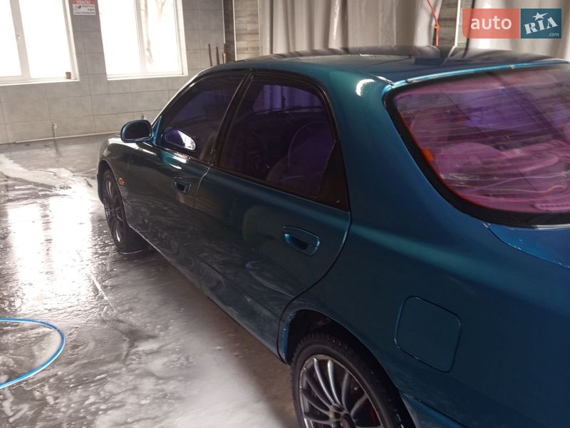Седан Mazda 626 1992 в Охтирці