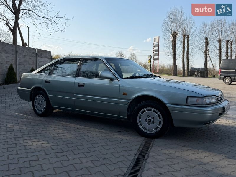 Хэтчбек Mazda 626 1988 в Черновцах