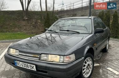 Седан Mazda 626 1987 в Хмельницькому