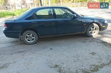 Седан Mazda 626 1997 в Черновцах