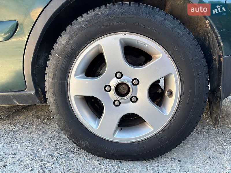 Седан Mazda 626 2001 в Одессе