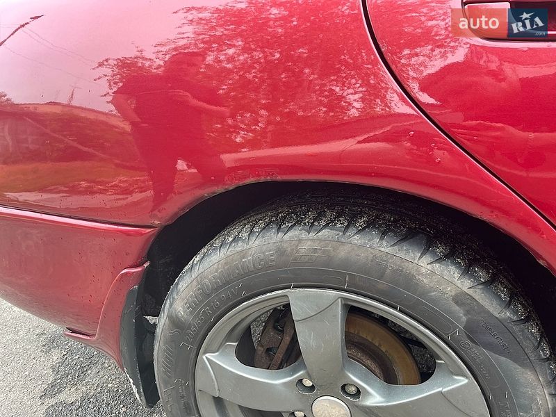 Седан Mazda 626 1992 в Кропивницькому