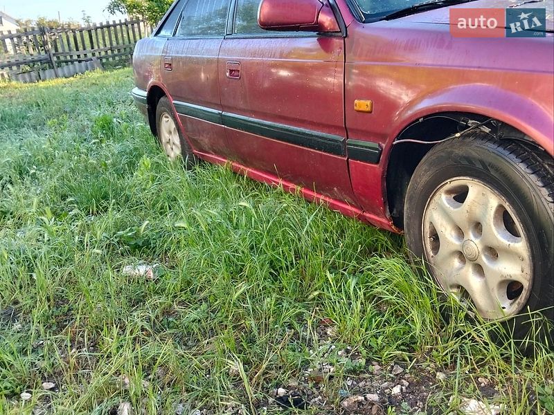 Универсал Mazda 626 1992 в Ивановке