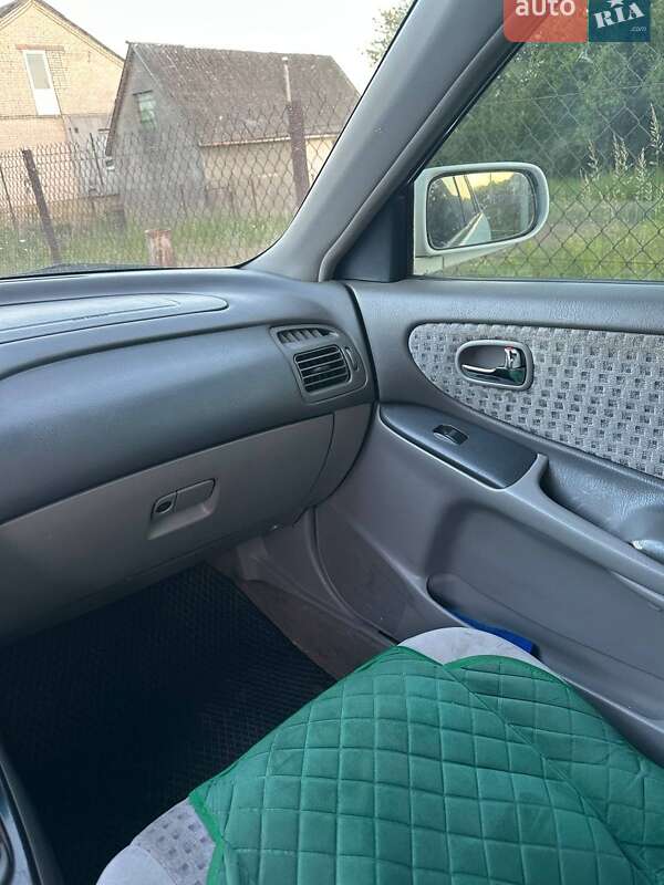 Хэтчбек Mazda 626 1999 в Яворове