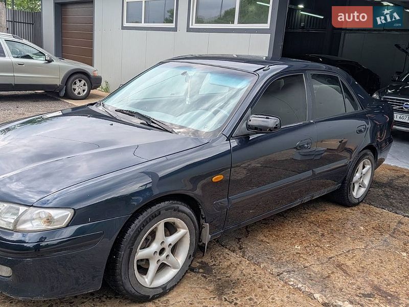 Седан Mazda 626 1999 в Глевасі
