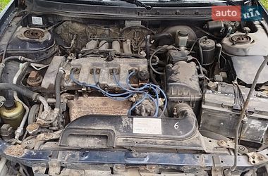 Хетчбек Mazda 626 1997 в Наварії