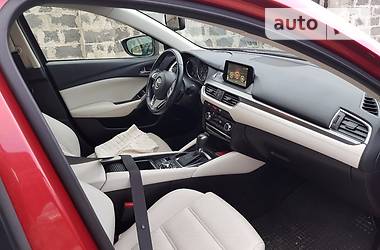 Седан Mazda 6 2016 в 