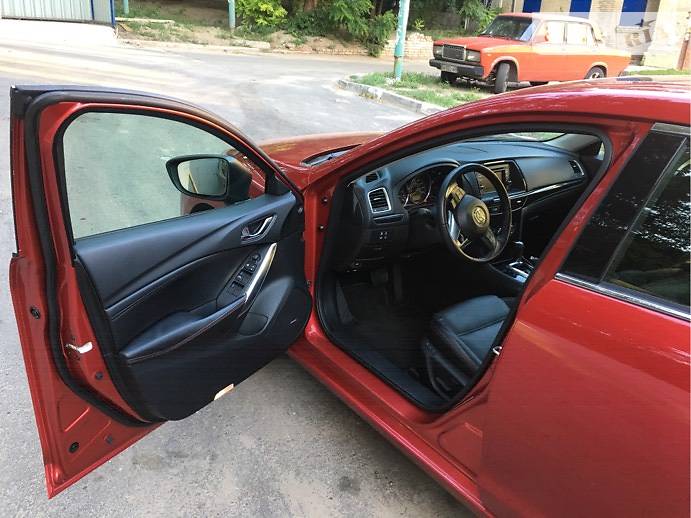 Седан Mazda 6 2013 в Запоріжжі