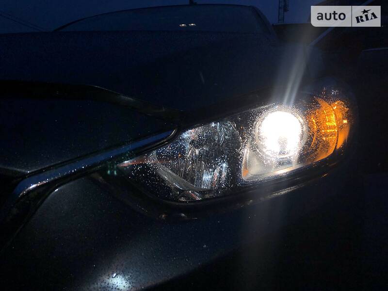Седан Mazda 6 2014 в Харкові