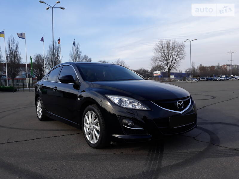 Седан Mazda 6 2012 в 