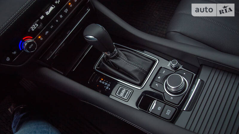 Седан Mazda 6 2019 в Житомирі