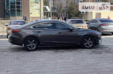 Седан Mazda 6 2016 в 