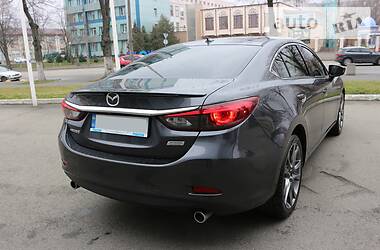 Седан Mazda 6 2015 в 
