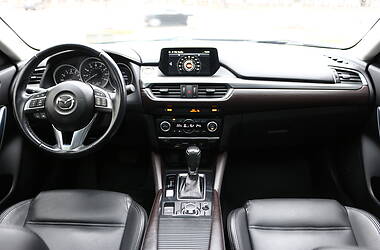 Седан Mazda 6 2015 в 
