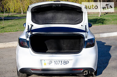 Седан Mazda 6 2012 в 