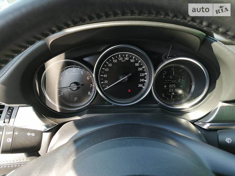 Седан Mazda 6 2018 в Чернівцях