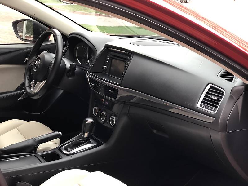 Седан Mazda 6 2015 в Івано-Франківську