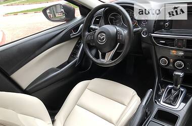Седан Mazda 6 2015 в 
