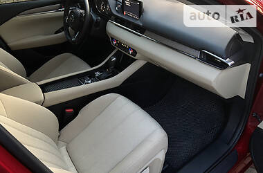 Седан Mazda 6 2018 в 