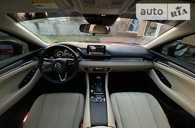 Седан Mazda 6 2018 в 