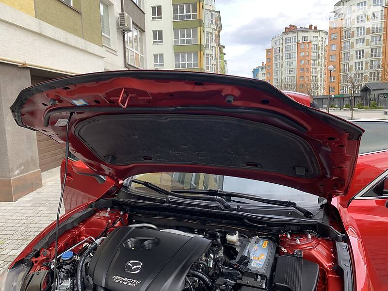 Седан Mazda 6 2015 в Івано-Франківську