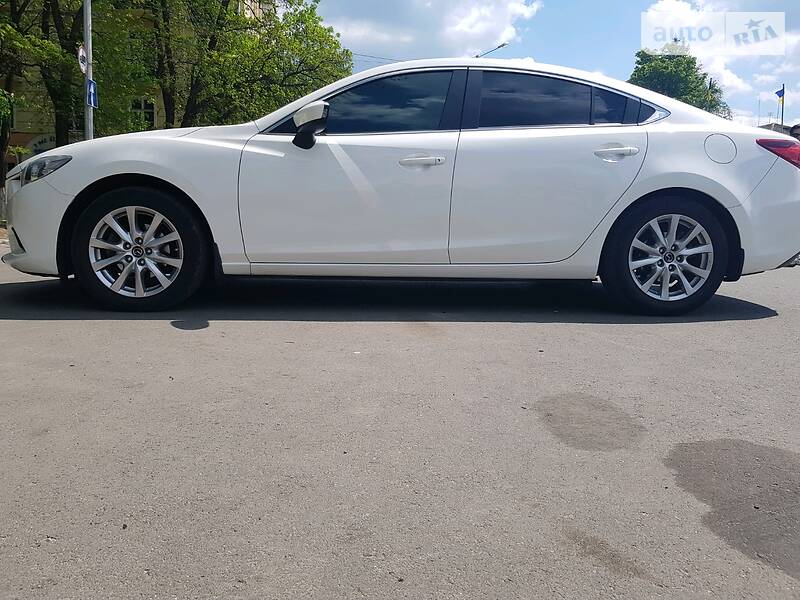 Седан Mazda 6 2015 в Ізюмі