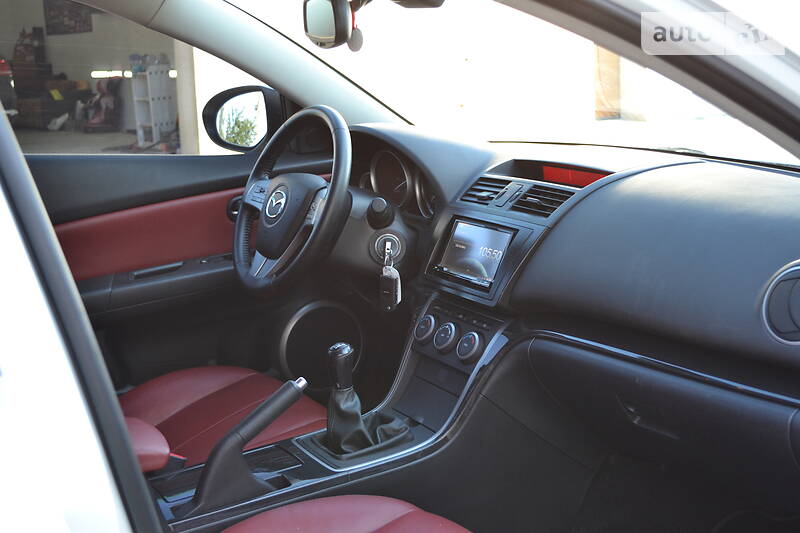 Універсал Mazda 6 2010 в Калуші