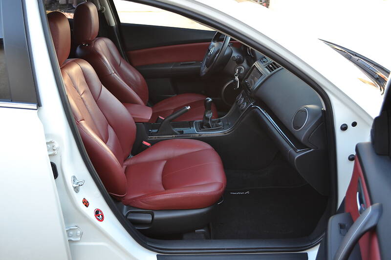 Універсал Mazda 6 2010 в Калуші