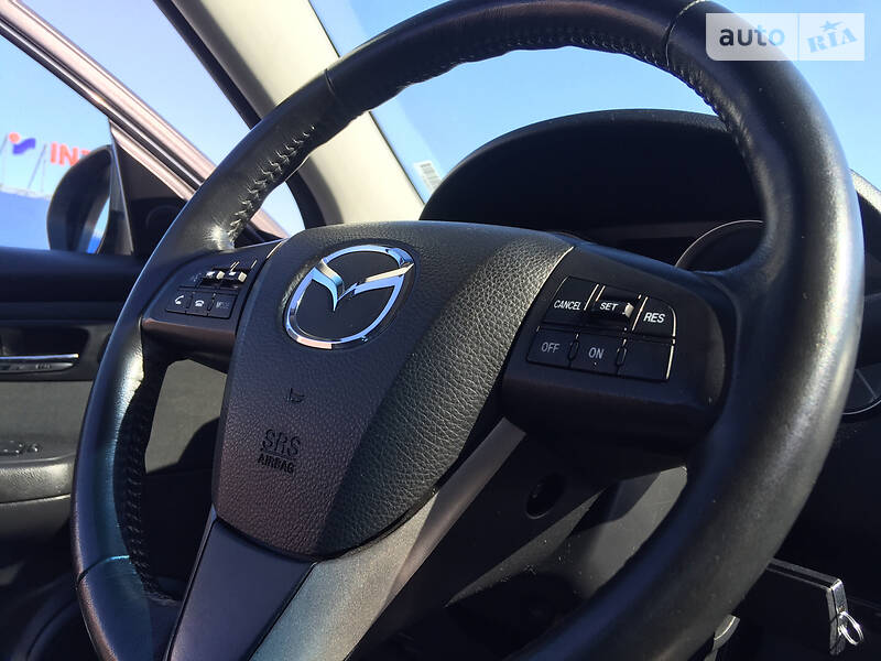 Седан Mazda 6 2011 в Львові